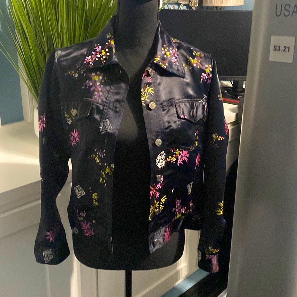 Mimi Vintage Asian Satin black floral Jacket, EUC, Size Small
